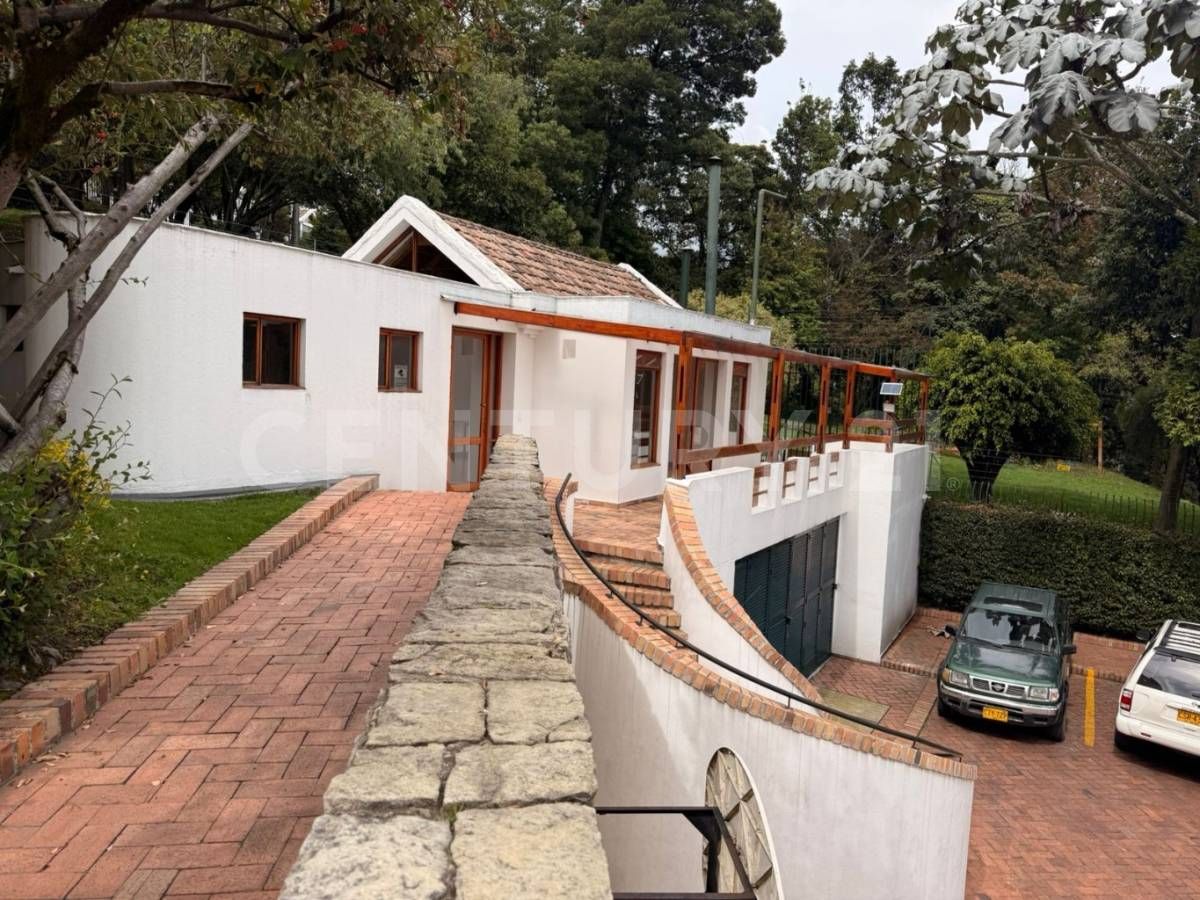 Casa en venta Cundinamarca Bogotá Niza Suba 252 m2 Habitaciones 3 Baños 3 Garajes 2 Precio $1450000000