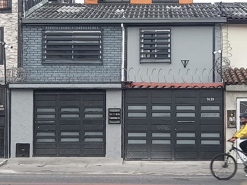 Casa en arriendo Cundinamarca Bogotá Santa Maria 250 m2 Habitaciones 7 Baños 2 Garajes 2 Precio $5000000