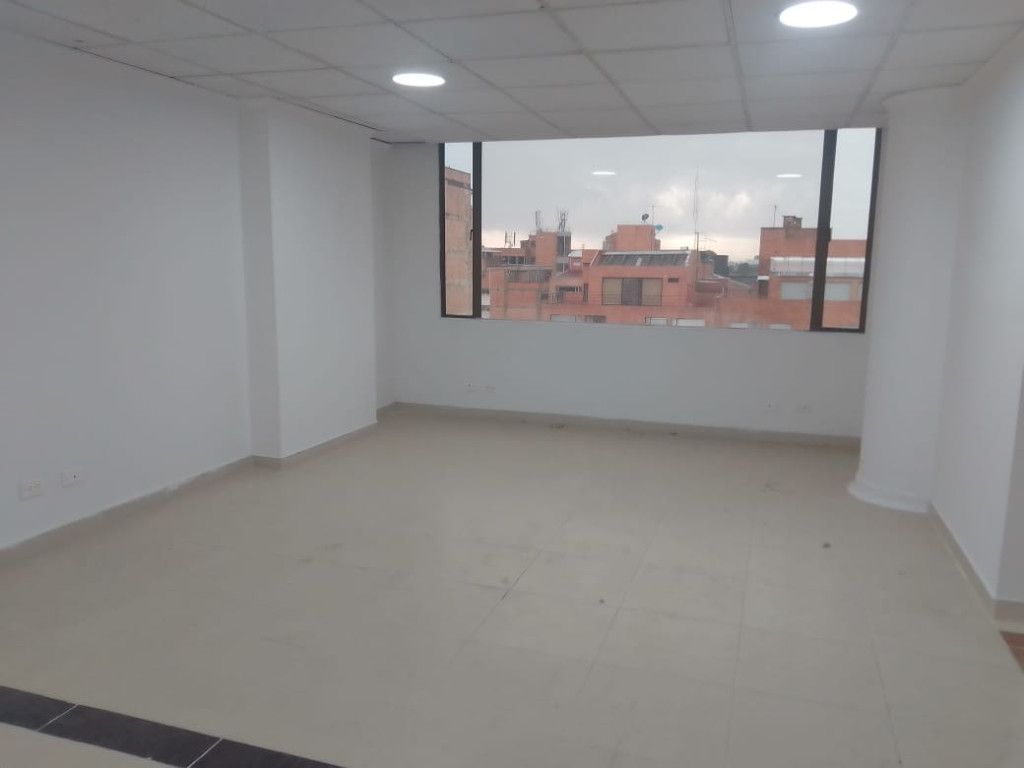 Oficina en arriendo Cundinamarca Bogotá Lago Gaitan 90 m2 Habitaciones 0 Baños 2 Garajes 1 Precio $6000000