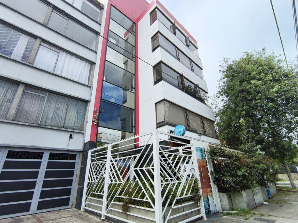 Oficina en arriendo Cundinamarca Bogotá La Soledad 120 m2 Habitaciones 0 Baños 2 Garajes 1 Precio $4800000