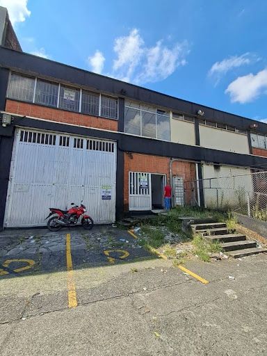 Bodega en arriendo Risaralda Pereira Alfonso Lopez 1400 m2 Habitaciones 0 Baños 4 Garajes 10 Precio $21420000