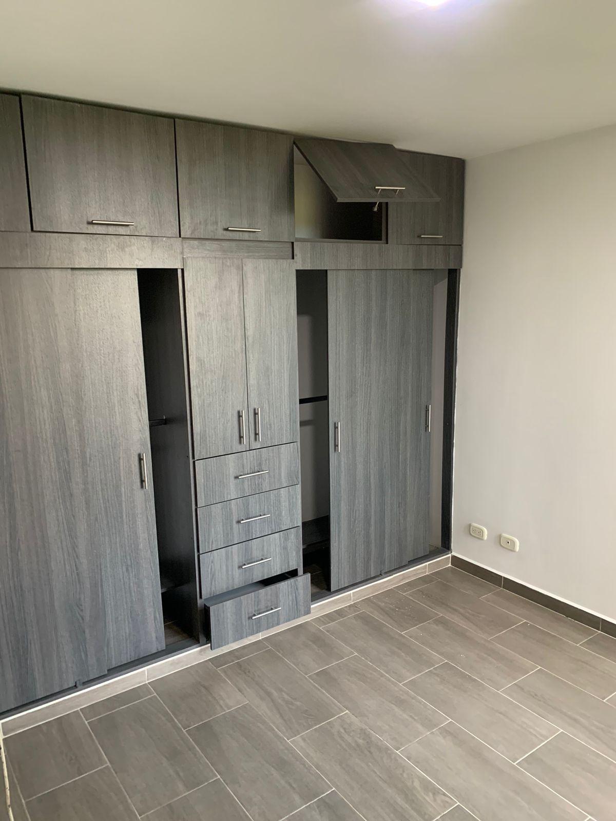 Apartamento en venta Valle Del Cauca Cali Conjunto Residencial Valparaiso Ciudad Bochalema 60 m2 Habitaciones 3 Baños 2 Garajes 0 Precio $225000000