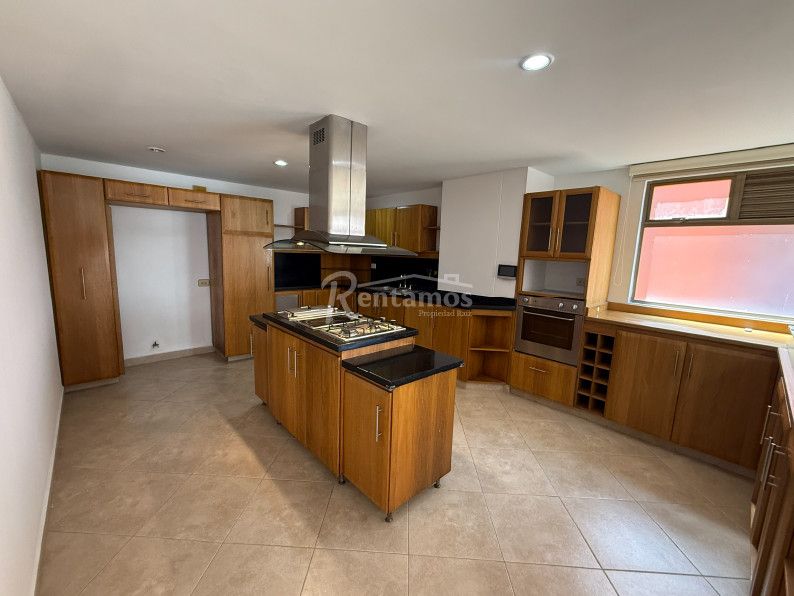 Apartamento en venta Antioquia Envigado Bosques De Zúñiga 190 m2 Habitaciones 4 Baños 5 Garajes 2 Precio $1050000000