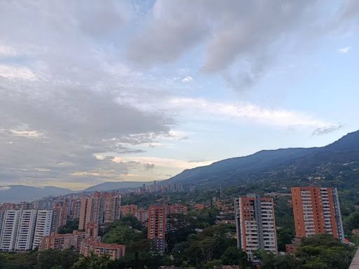Apartamento en arriendo Antioquia Envigado La Pradera 85 m2 Habitaciones 2 Baños 2 Garajes 1 Precio $4000000