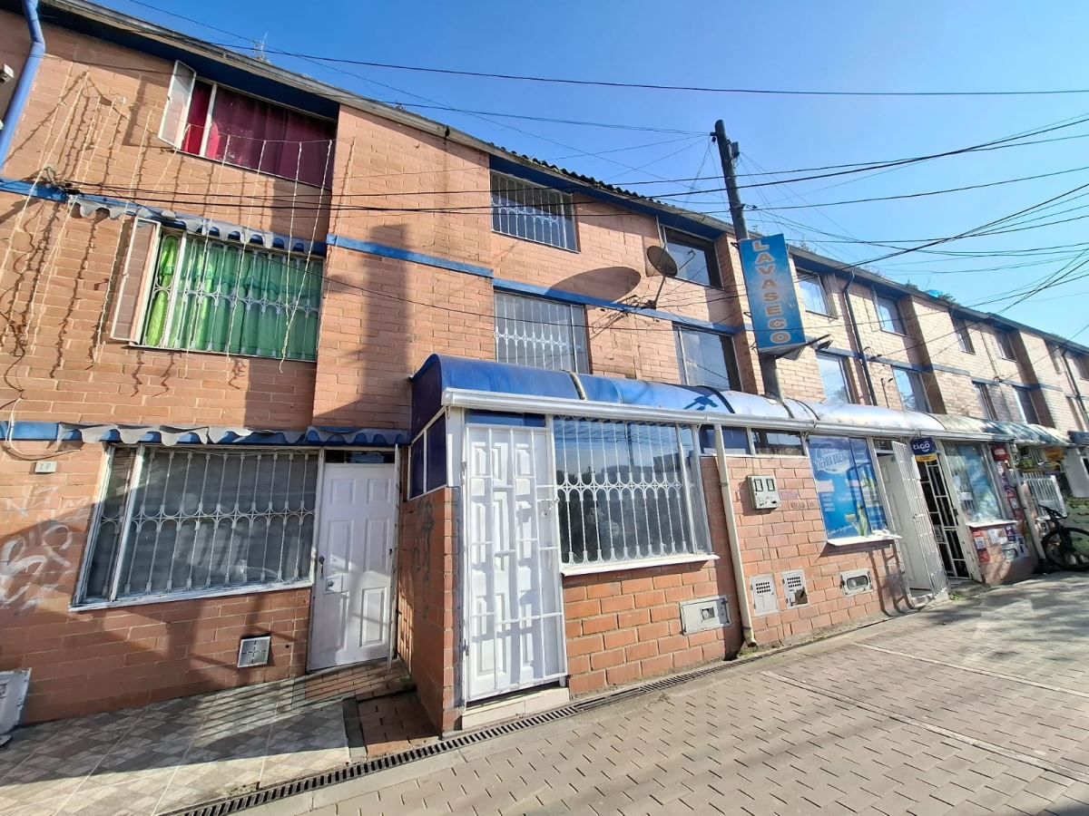 Casa en arriendo Cundinamarca Bogotá Cr Quintas De Tierrabuena Et Iii 52 m2 Habitaciones 4 Baños 2 Garajes 0 Precio $1600000