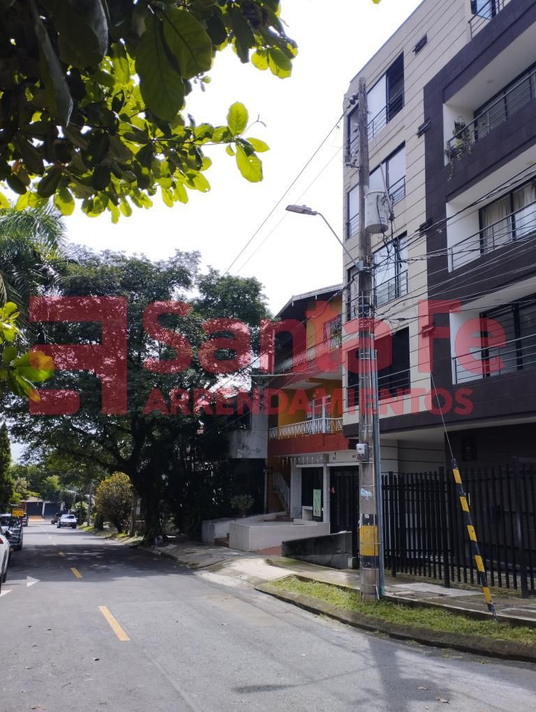 Apartamento en arriendo Antioquia Medellín Simon Bolivar 164 m2 Habitaciones 6 Baños 3 Garajes 0 Precio $3500000
