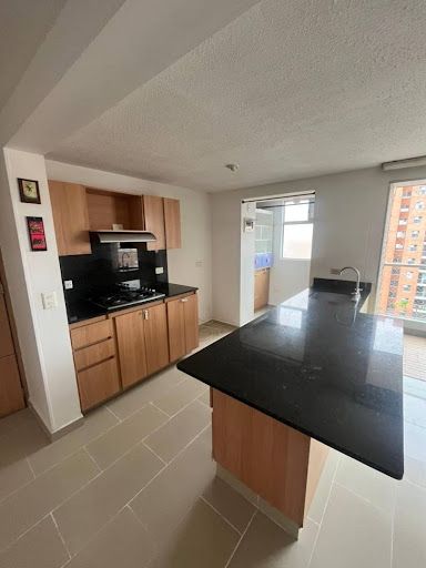 Apartamento en arriendo Antioquia Medellín La Gloria 85 m2 Habitaciones 3 Baños 2 Garajes 1 Precio $3000000