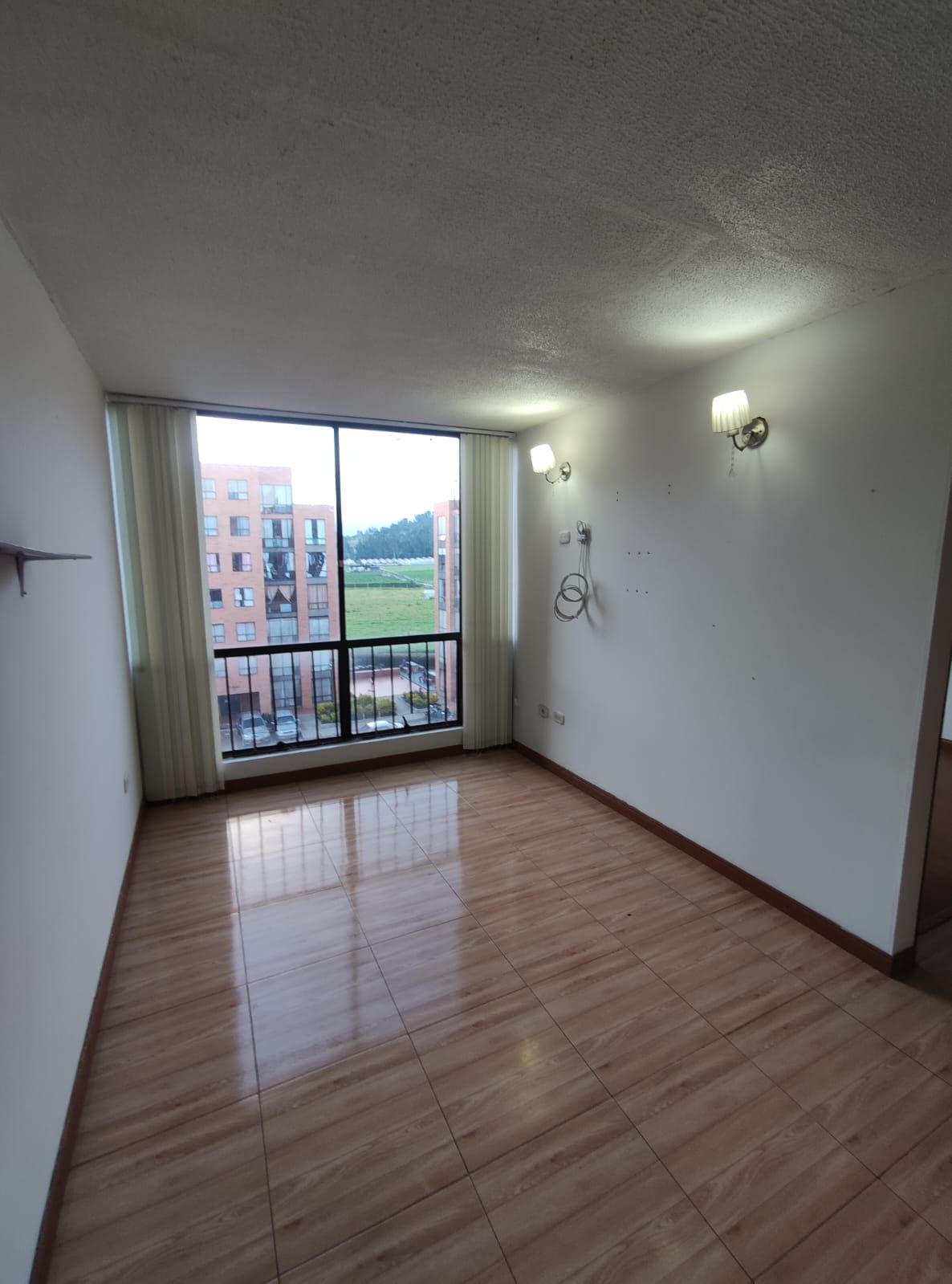 Apartamento en venta Cundinamarca Facatativá Cjr Girasoles 45 m2 Habitaciones 2 Baños 1 Garajes 0 Precio $140000000