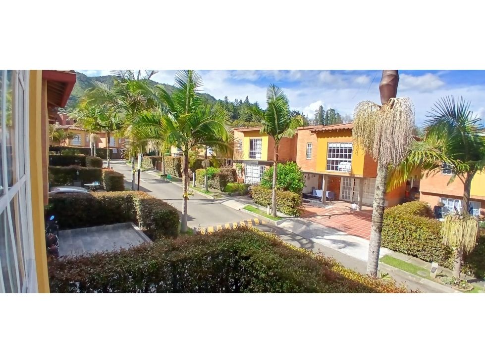 Casa en arriendo Antioquia La Ceja Centro 140 m2 Habitaciones 3 Baños 3 Garajes 2 Precio $2900000