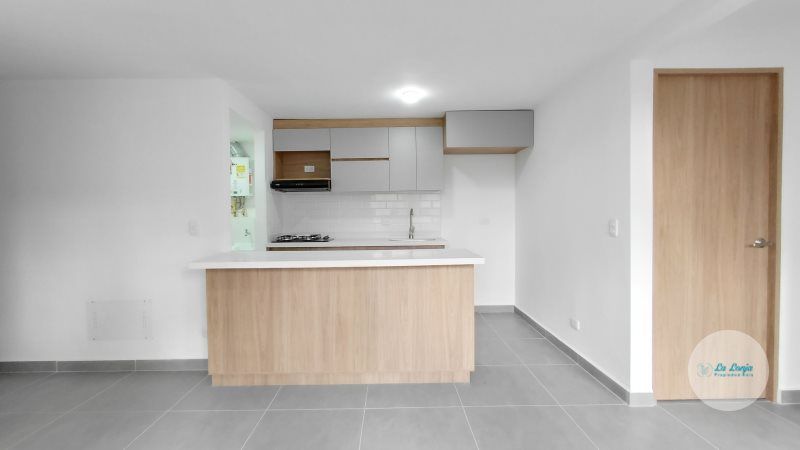 Apartamento en arriendo Antioquia Rionegro San Antonio 55 m2 Habitaciones 2 Baños 2 Garajes 0 Precio $1500000