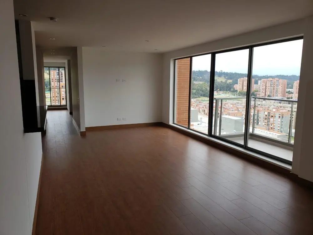 Apartamento en venta Cundinamarca Bogotá El Plan 132 m2 Habitaciones 3 Baños 3 Garajes 2 Precio $692300000