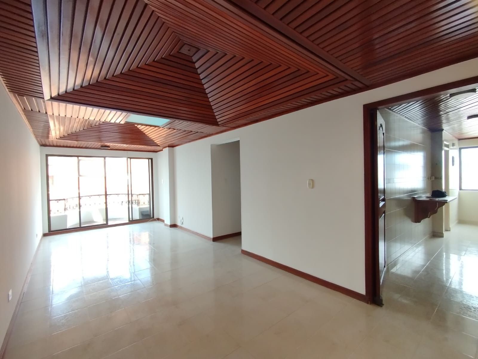 Apartamento en venta Risaralda Pereira Los Alpes 98 m2 Habitaciones 3 Baños 3 Garajes 1 Precio $470000000