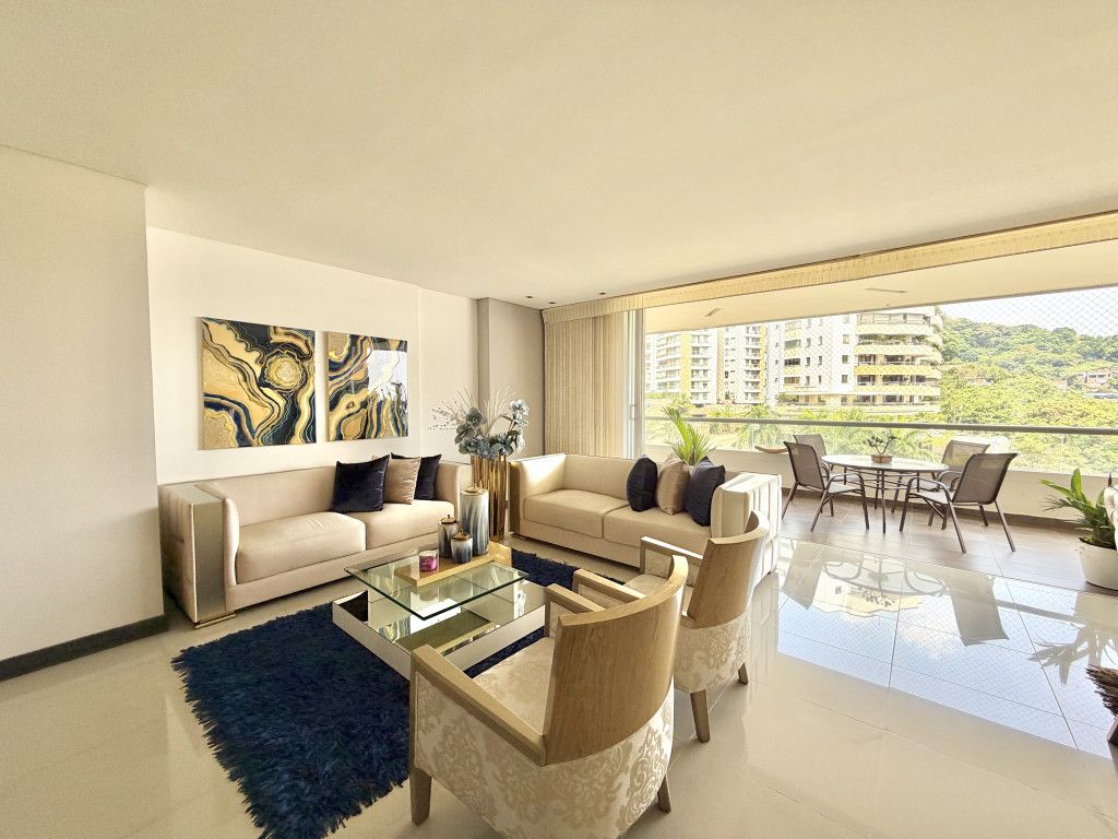 Apartamento en venta Valle Del Cauca Cali Normandía 190 m2 Habitaciones 3 Baños 4 Garajes 2 Precio $1680000000