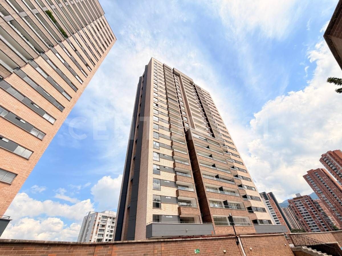 Apartamento en arriendo Antioquia Sabaneta Holanda 84 m2 Habitaciones 2 Baños 3 Garajes 2 Precio $3500000