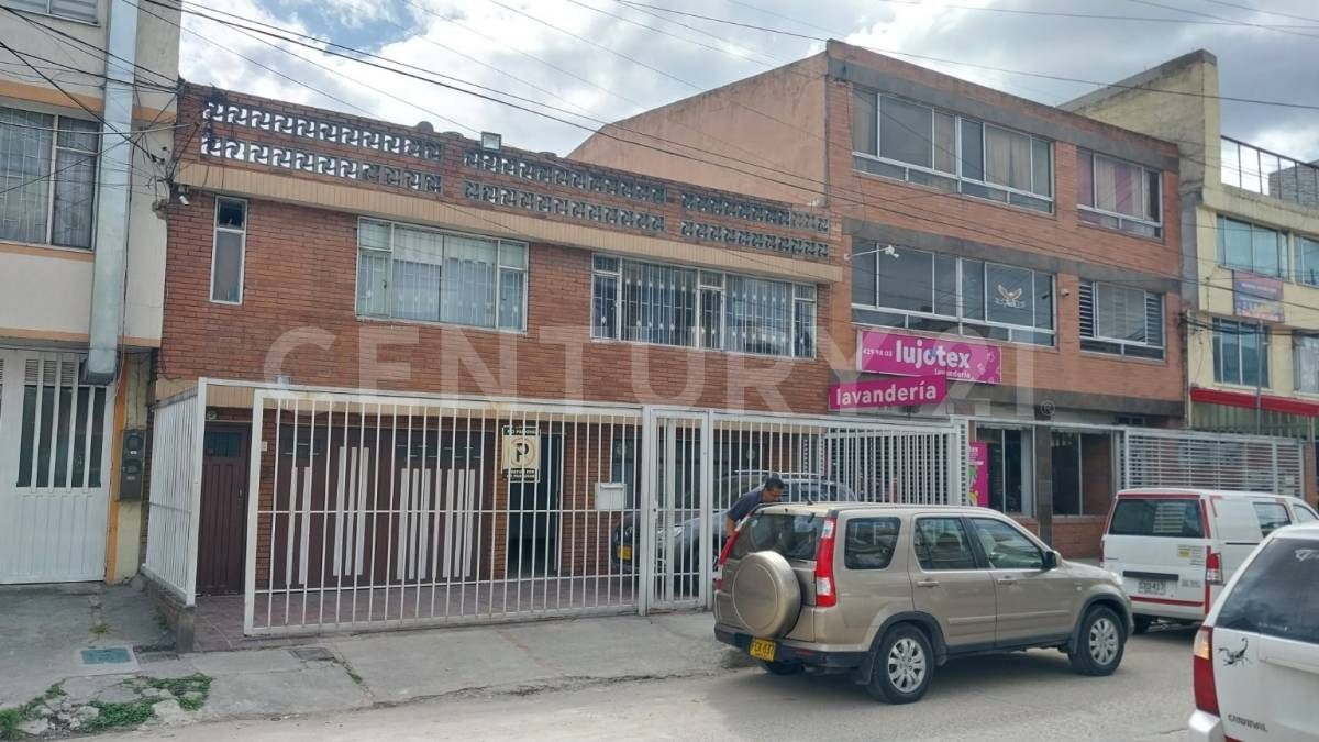 Apartamento en arriendo Cundinamarca Bogotá Santa Cecilia 200 m2 Habitaciones 6 Baños 3 Garajes 1 Precio $2600000