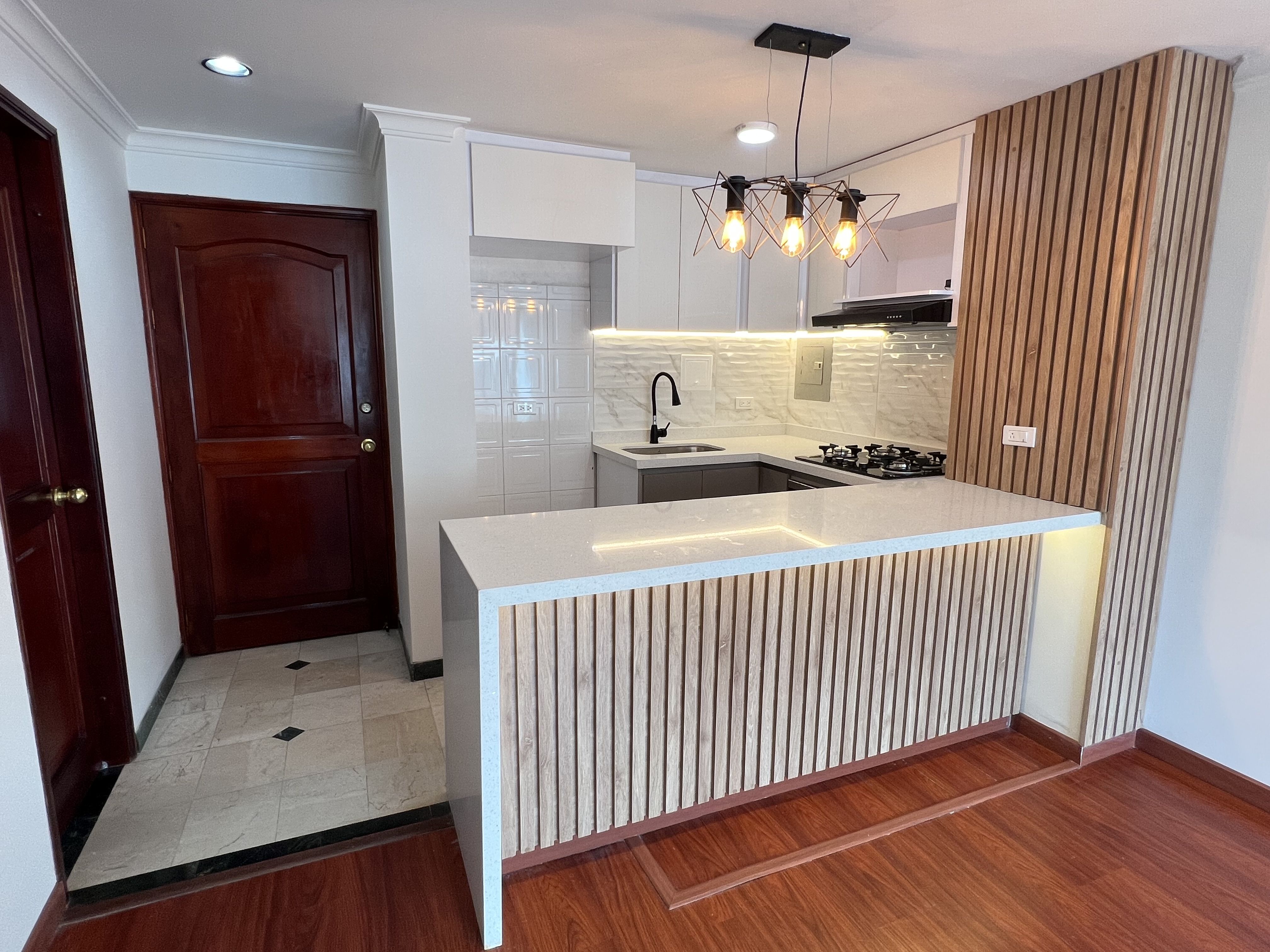 Apartamento en venta Cundinamarca Bogotá Santa Bibiana 37 m2 Habitaciones 1 Baños 1 Garajes 1 Precio $360000000