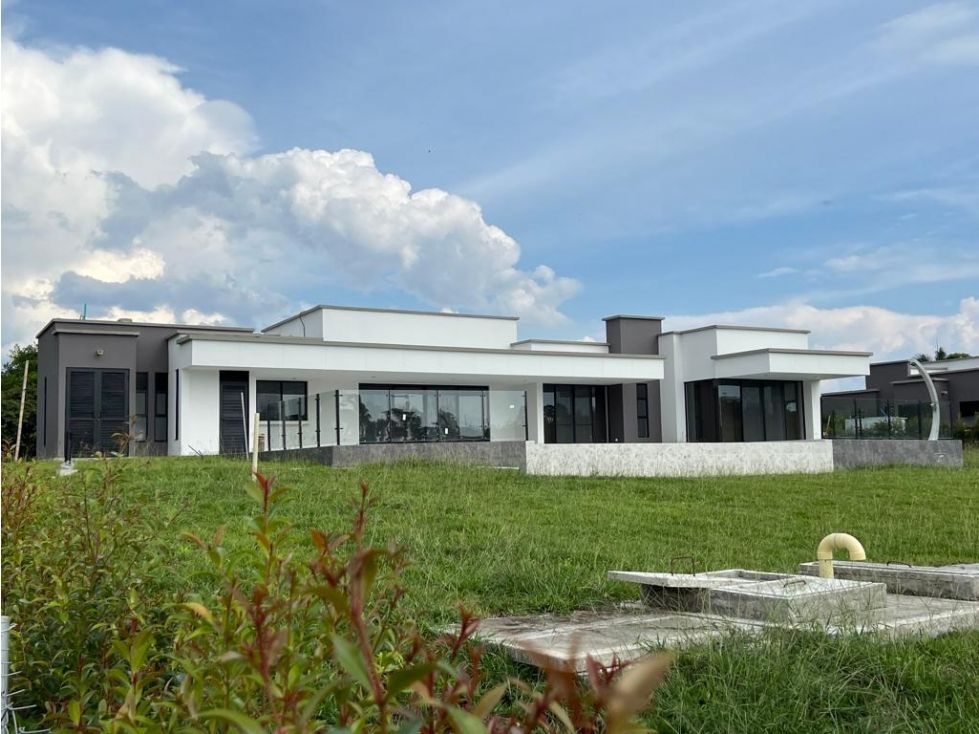 Casa Campestre en venta Risaralda Pereira Mejia Robledo 318 m2 Habitaciones 4 Baños 3 Garajes 0 Precio $2100000000