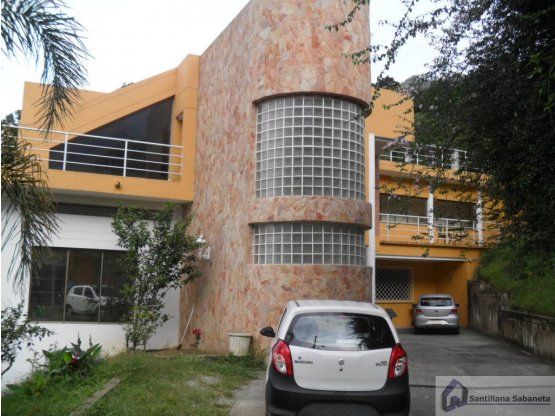 Casa Campestre en venta Antioquia Envigado Envigado 650 m2 Habitaciones 7 Baños 6 Garajes 5 Precio $12000000000