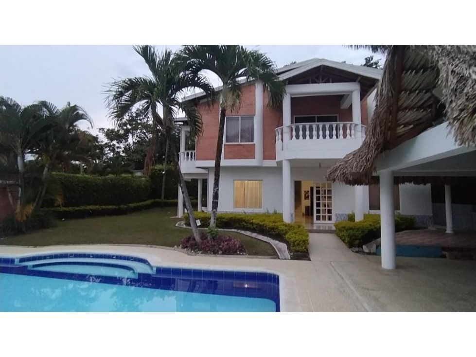 Finca en venta Antioquia Santafé De Antioquia Santafé De Antioquia 318 m2 Habitaciones 5 Baños 3 Garajes 8 Precio $1000000000