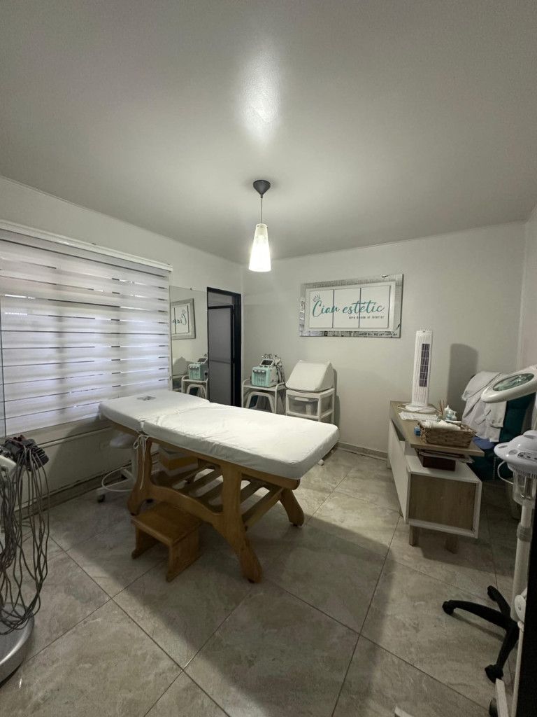 Casa en venta Valle Del Cauca Cali Santa Anita - La Selva 500 m2 Habitaciones 8 Baños 9 Garajes 0 Precio $1200000000