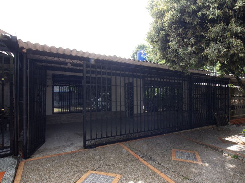 Casa en venta Huila Neiva Bellavista 95 m2 Habitaciones 1 Baños 2 Garajes 1 Precio $179000000