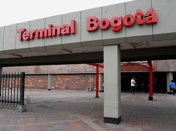 Local en arriendo Cundinamarca Bogotá Terminal De Transportes 200 m2 Habitaciones 0 Baños 4 Garajes 2 Precio $24200000