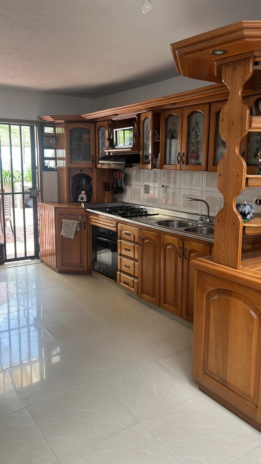 Casa en arriendo Antioquia Medellín Colombia 200 m2 Habitaciones 3 Baños 3 Garajes 2 Precio $8000000