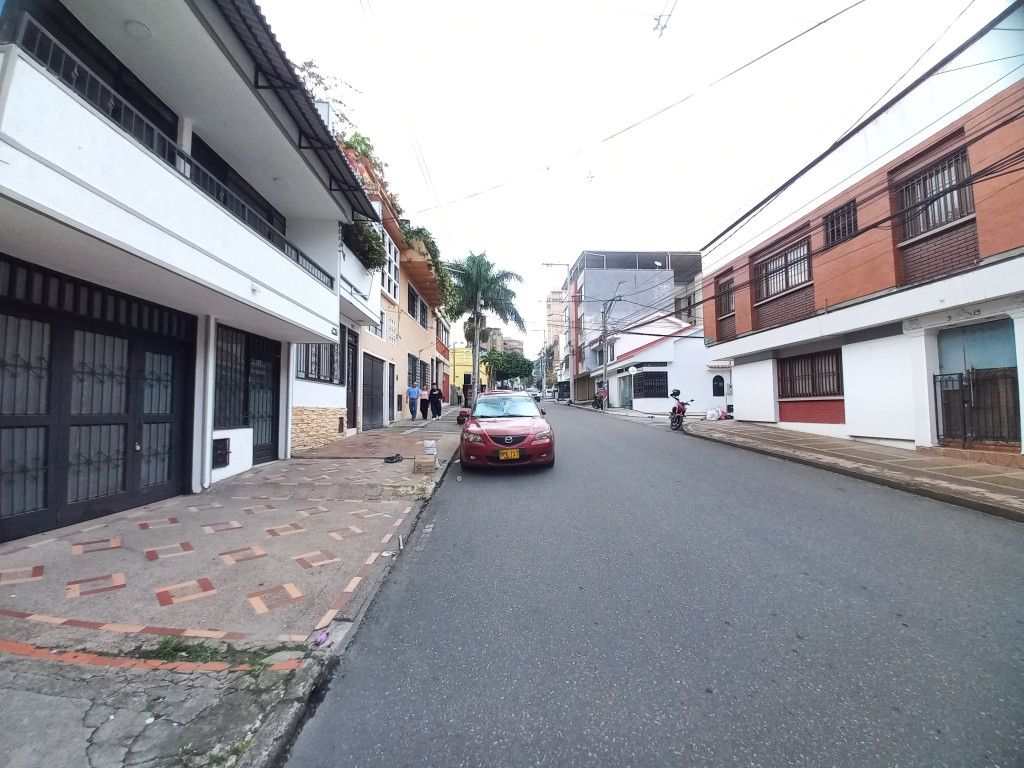 Casa en arriendo Tolima Ibagué La Pola 203 m2 Habitaciones 4 Baños 3 Garajes 1 Precio $2500000