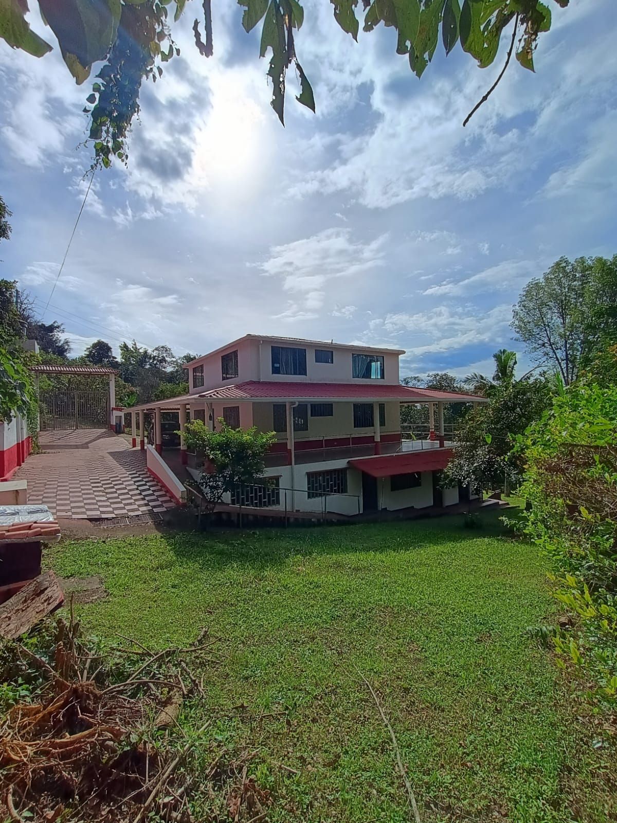 Casa Campestre en arriendo Cundinamarca La Vega La Vega 300 m2 Habitaciones 6 Baños 5 Garajes 6 Precio $7300000