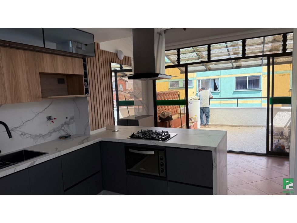 Apartamento en arriendo Antioquia Medellín Belen 180 m2 Habitaciones 5 Baños 5 Garajes 0 Precio $4350000