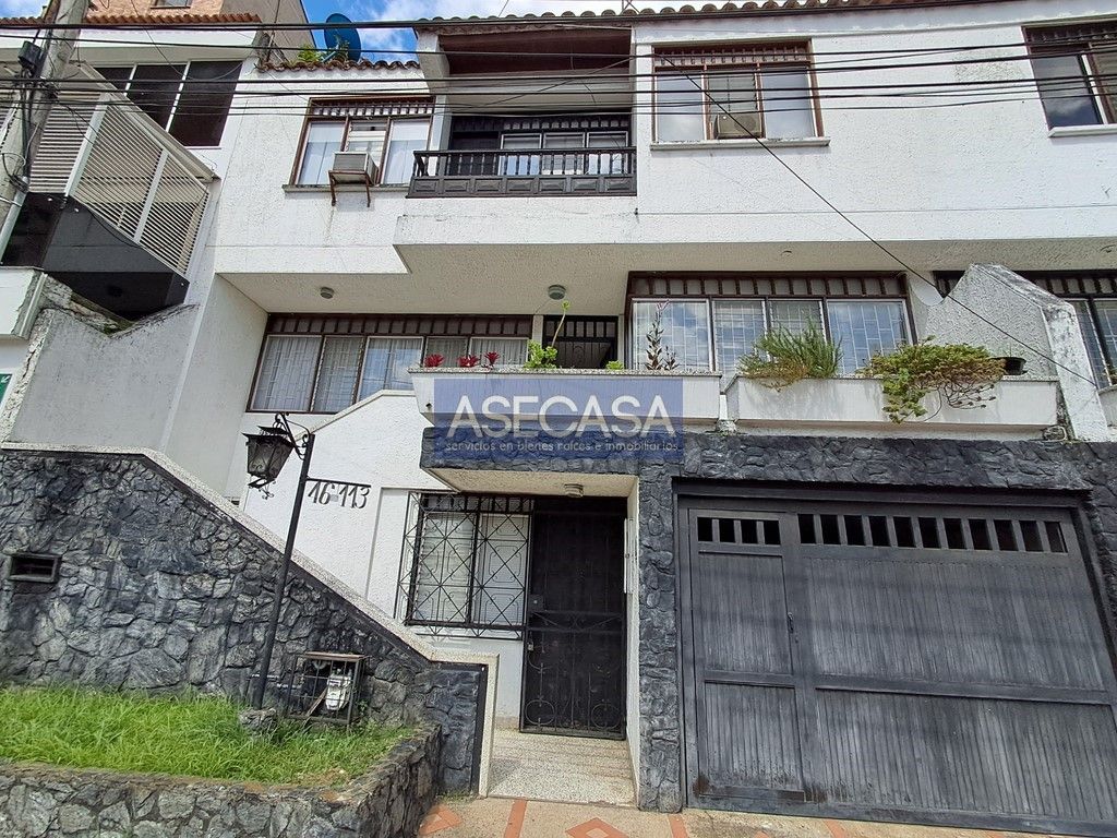 Casa en venta Santander Bucaramanga Sotomayor 183 m2 Habitaciones 4 Baños 3 Garajes 0 Precio $1300000000
