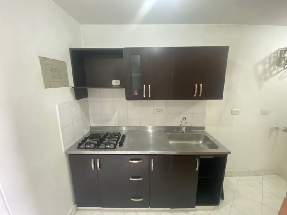 Apartamento en arriendo Antioquia Medellín Bombona No1 38 m2 Habitaciones 2 Baños 1 Garajes 0 Precio $1400000