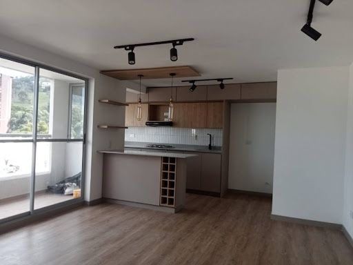 Apartamento en arriendo Antioquia Envigado Loma Del Barro 67 m2 Habitaciones 2 Baños 2 Garajes 1 Precio $2800000