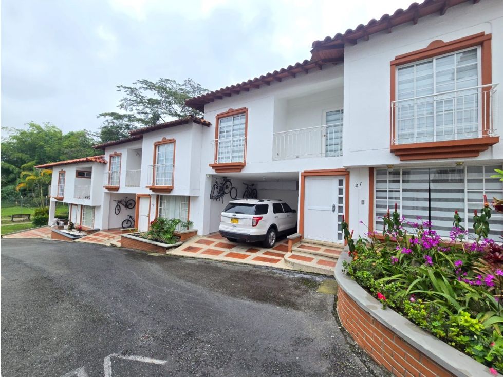 Casa en venta Quindío Armenia Br Tejares Del Parque 190 m2 Habitaciones 5 Baños 5 Garajes 2 Precio $1200000000