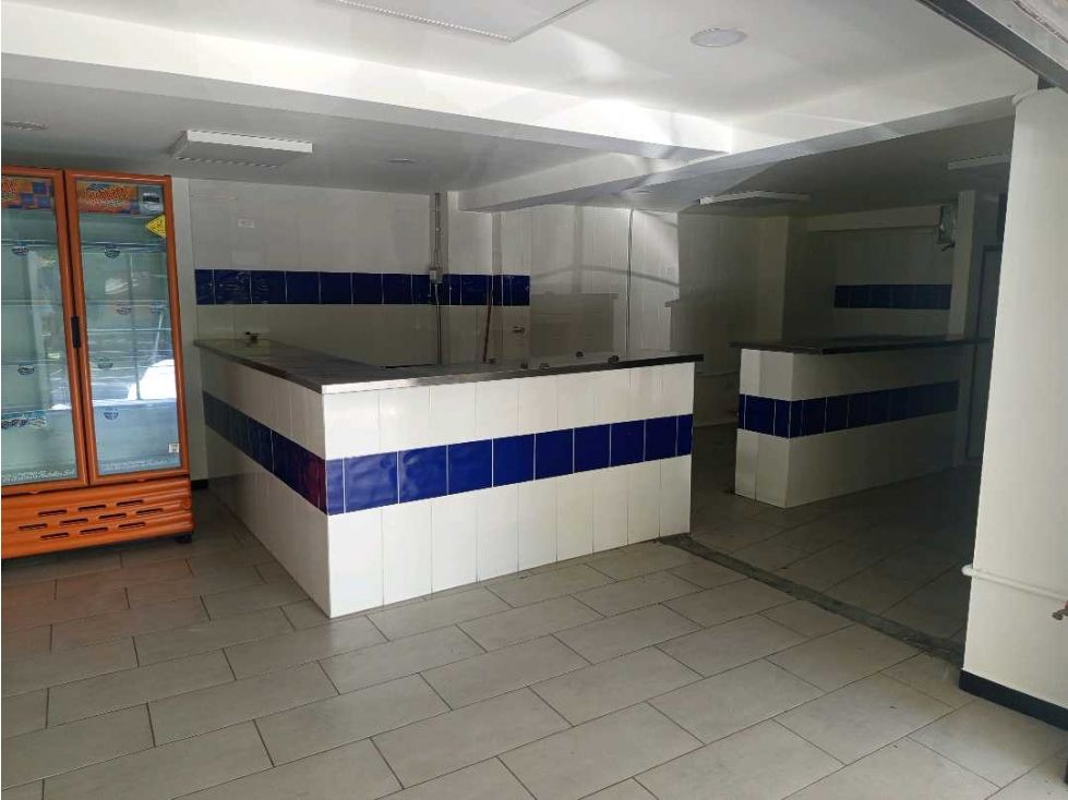 Local en arriendo Antioquia Medellín Santa Teresita 55 m2 Habitaciones 0 Baños 2 Garajes 1 Precio $6400000