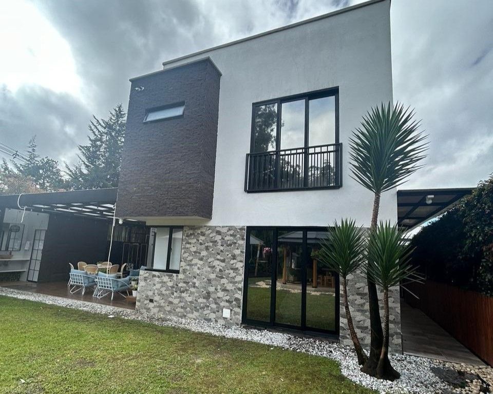 Casa en arriendo Antioquia El Retiro El Retiro 255 m2 Habitaciones 4 Baños 5 Garajes 1 Precio $10000000
