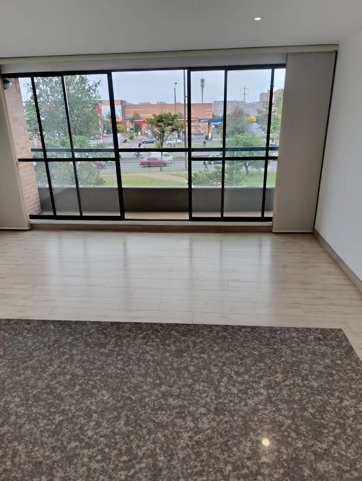 Apartamento en venta Cundinamarca Bogotá Los Cerezos 79 m2 Habitaciones 3 Baños 2 Garajes 1 Precio $359100000