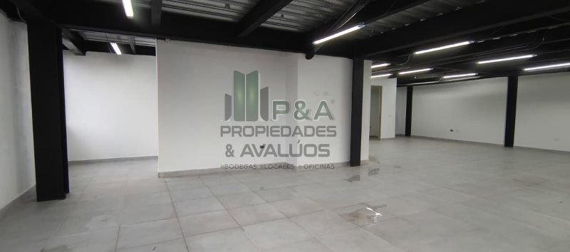 Bodega en arriendo Antioquia Medellín Tenche 120 m2 Habitaciones 0 Baños 2 Garajes 0 Precio $9000000