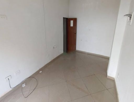 Local en arriendo Antioquia Medellín La Pradera 30 m2 Habitaciones 0 Baños 1 Garajes 0 Precio $1100000