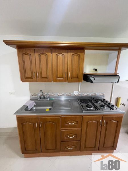 Apartamento en arriendo Antioquia Medellín Santa Rosa De Lima 75 m2 Habitaciones 3 Baños 2 Garajes 0 Precio $2150000