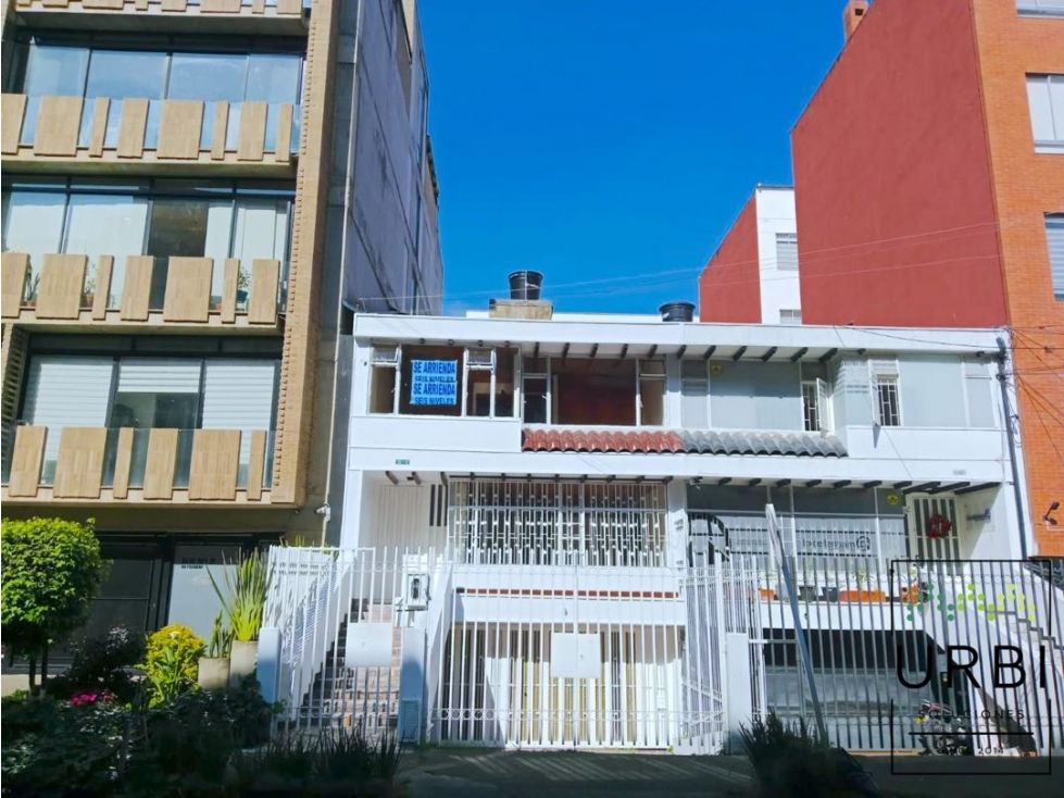 Casa en arriendo Cundinamarca Bogotá Mazurén 300 m2 Habitaciones 7 Baños 6 Garajes 2 Precio $6500000