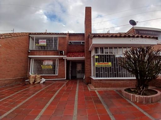 Casa en venta Cundinamarca Bogotá Mónaco 340 m2 Habitaciones 6 Baños 5 Garajes 4 Precio $1700000000