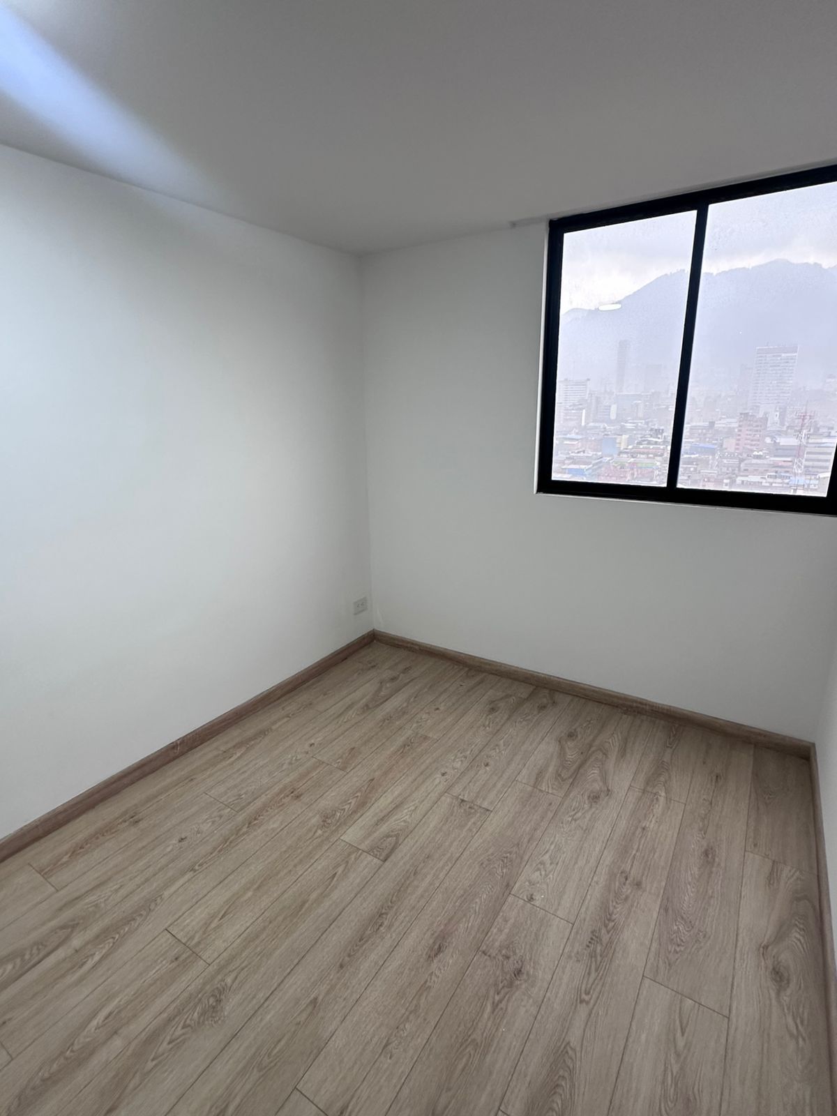 Apartamento en venta Cundinamarca Bogotá San Victorino 68 m2 Habitaciones 3 Baños 2 Garajes 1 Precio $410000000