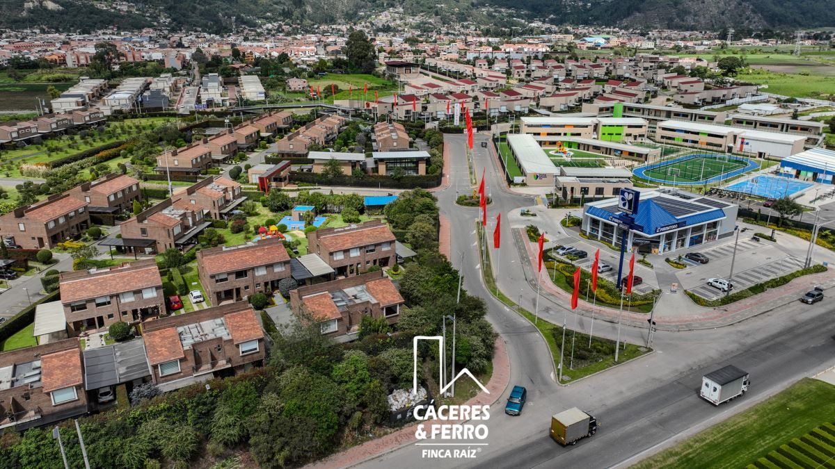 Casa en arriendo Cundinamarca Cota Cota 150 m2 Habitaciones 3 Baños 3 Garajes 2 Precio $6000000