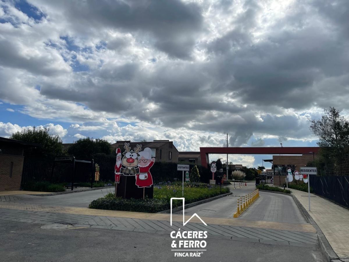 Casa en arriendo Cundinamarca Cota Cota 150 m2 Habitaciones 3 Baños 3 Garajes 2 Precio $6000000