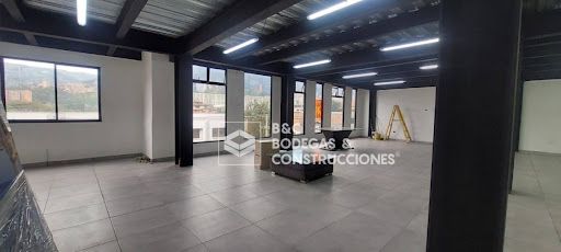 Local en arriendo Antioquia Medellín Tenche 210 m2 Habitaciones 0 Baños 2 Garajes 0 Precio $14000000