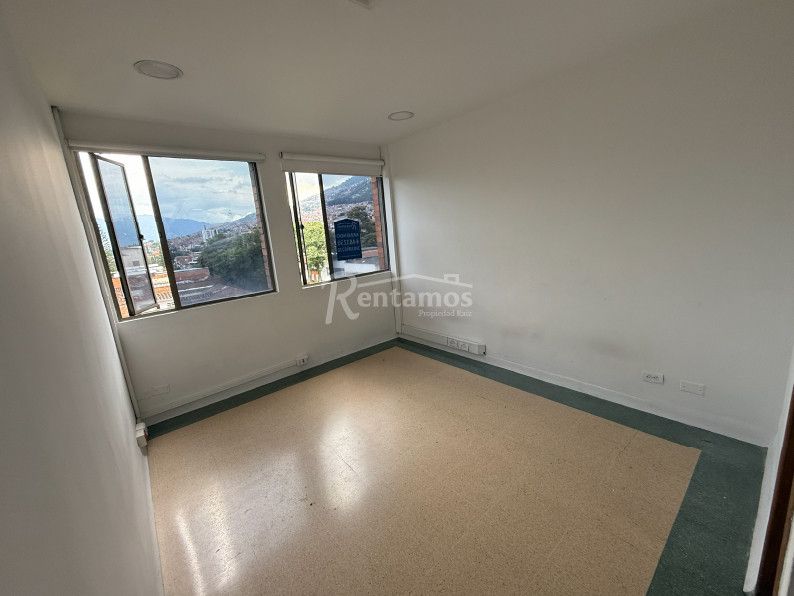Consultorio en venta Antioquia Medellín Prado 36 m2 Habitaciones 0 Baños 1 Garajes 0 Precio $90000000