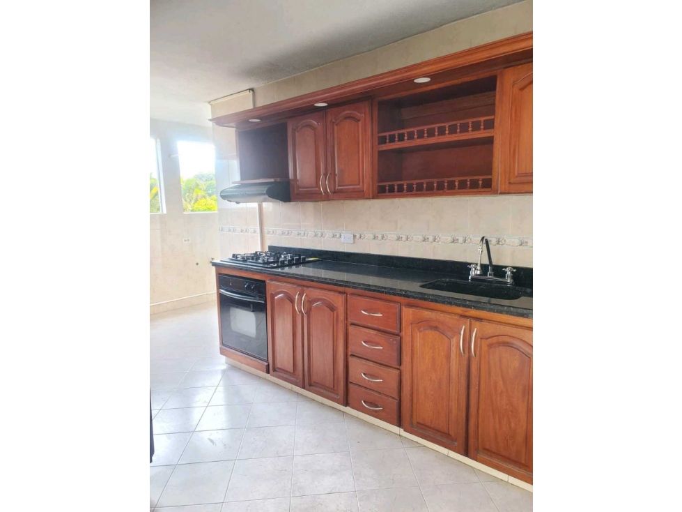 Apartamento en arriendo Antioquia Medellín Calasanz Parte Alta 140 m2 Habitaciones 5 Baños 3 Garajes 1 Precio $3500000