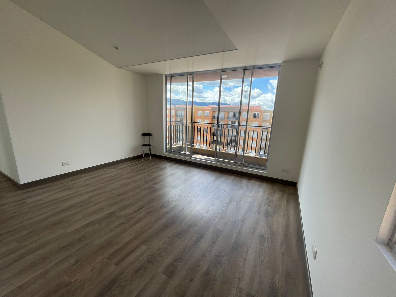 Apartamento en arriendo Cundinamarca Cajicá Cr Las Huertas De Cajica Reservado Et Iii 86 m2 Habitaciones 3 Baños 2 Garajes 1 Precio $2400000