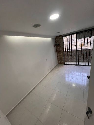 Apartaestudio en venta Antioquia Medellín El Robledo 37 m2 Habitaciones 1 Baños 1 Garajes 1 Precio $170000000